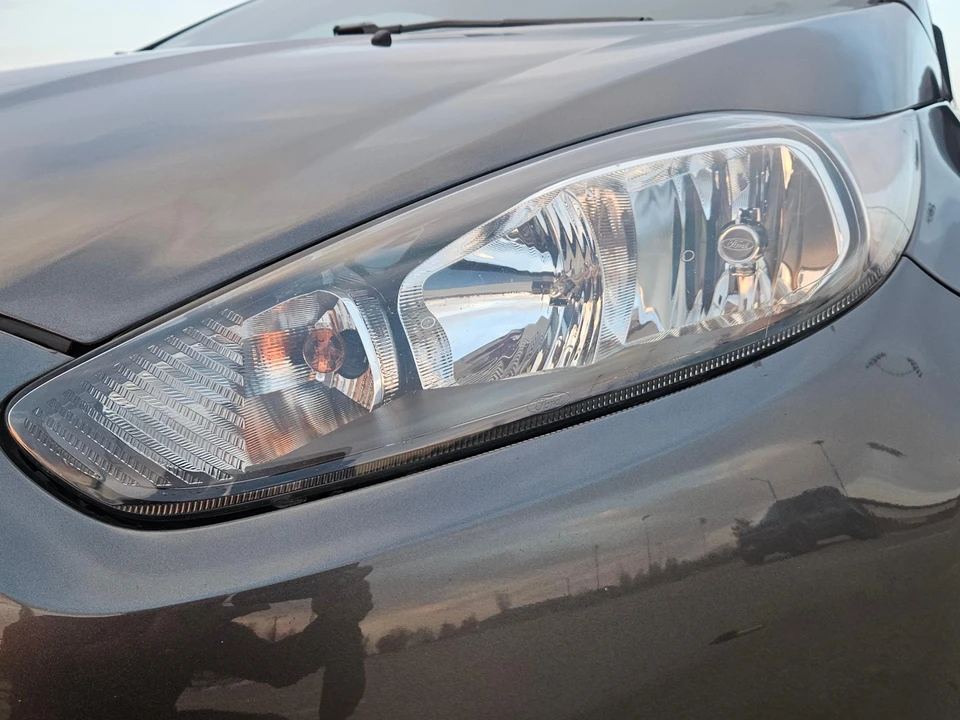 2016 Ford Fiesta - Image 14 of 31