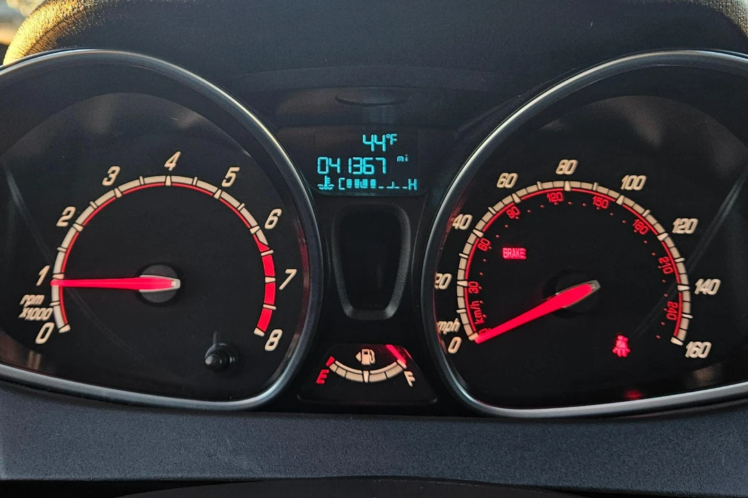 2016 Ford Fiesta - Image 28 of 31