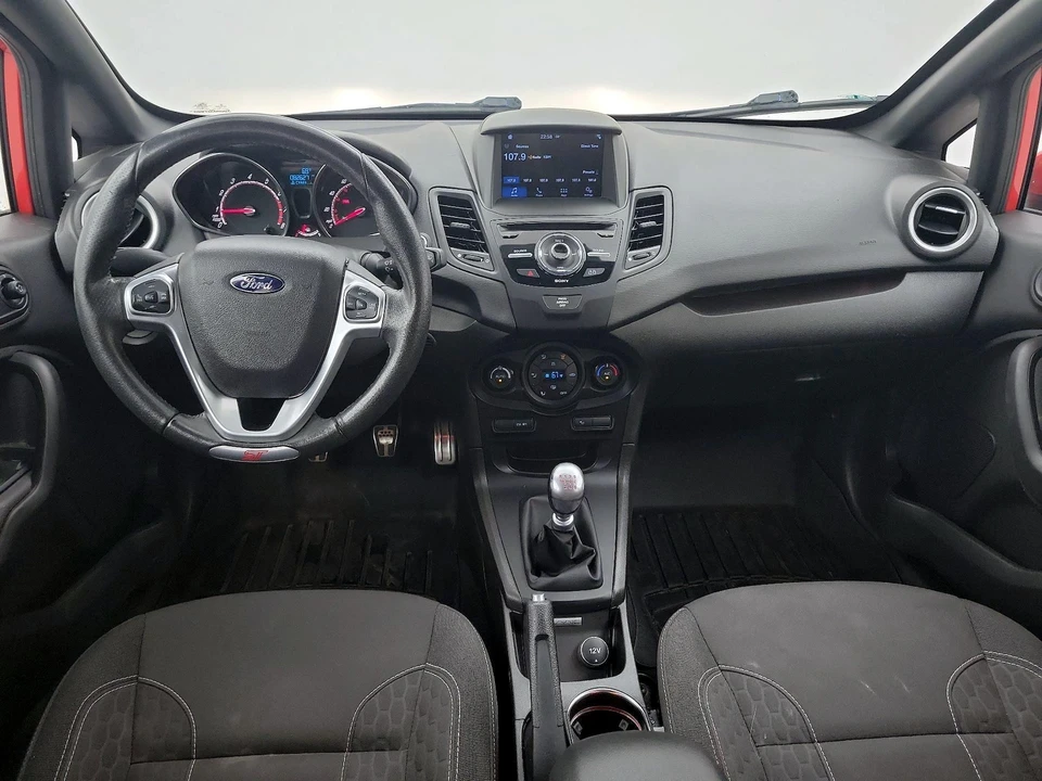 2016 Ford Fiesta - Image 10 of 25