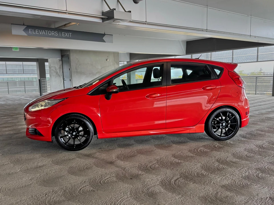 2016 Ford Fiesta - Image 15 of 31