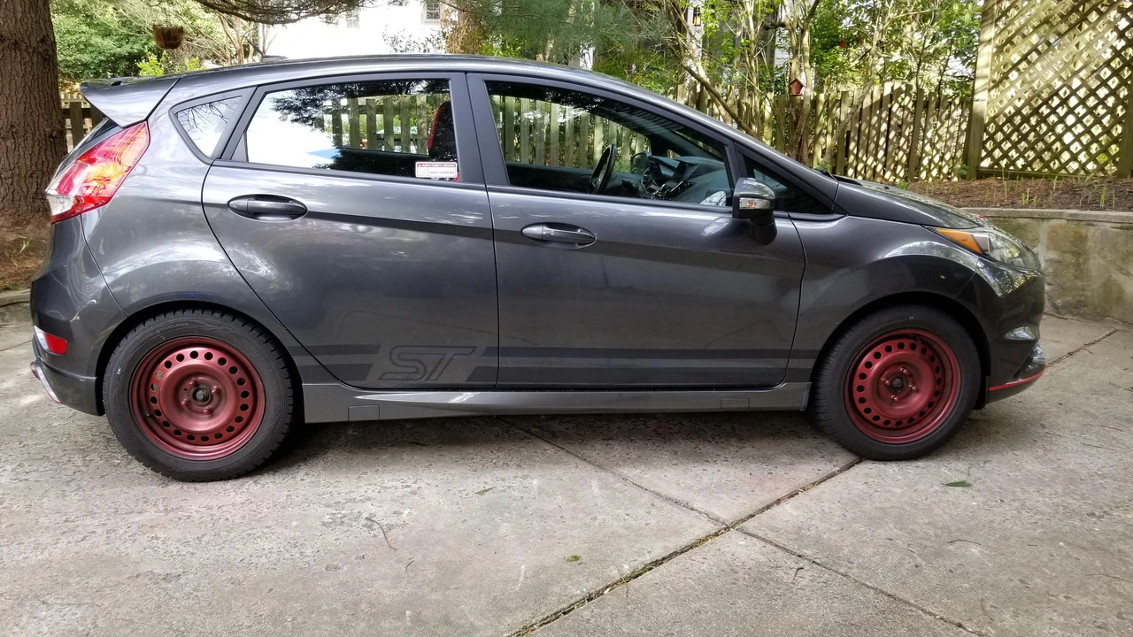 2016 Ford Fiesta - Image 14 of 31