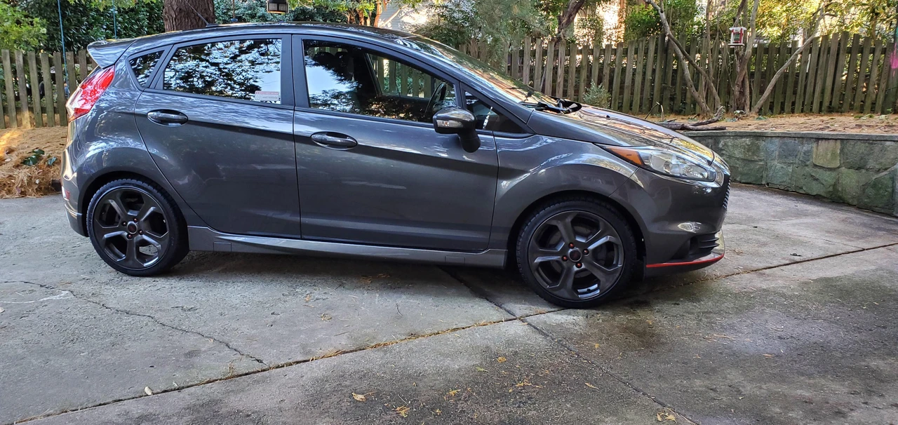 2016 Ford Fiesta - Image 15 of 31