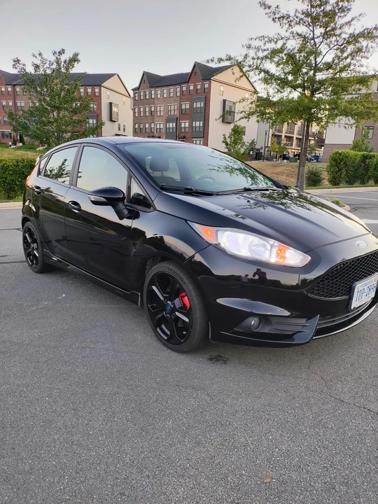 2016 Ford Fiesta - Image 11 of 31