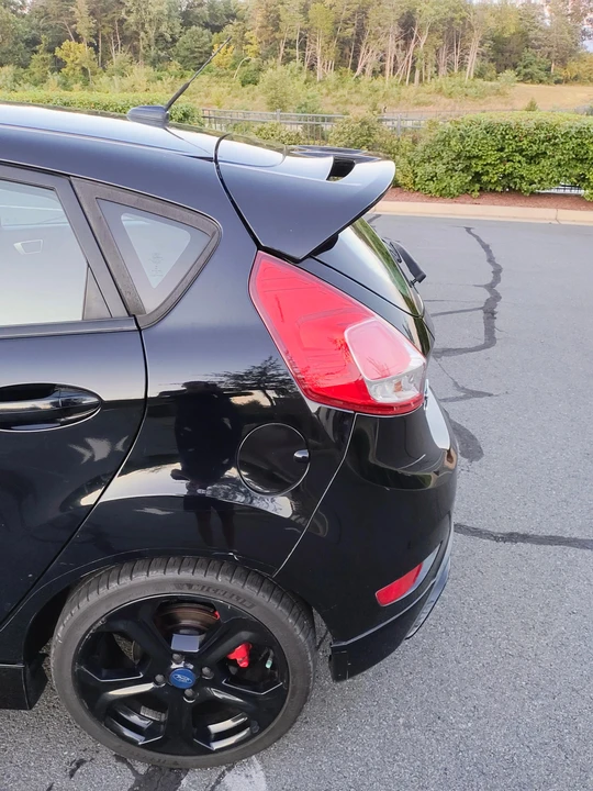 2016 Ford Fiesta - Image 15 of 31