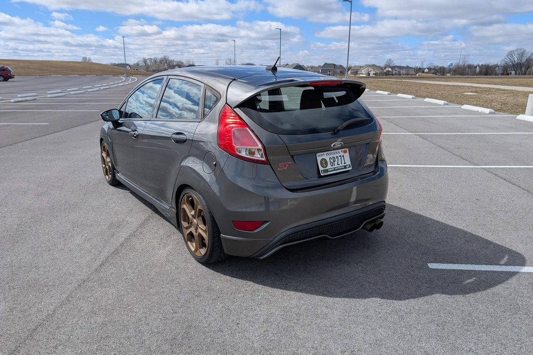 2016 Ford Fiesta - Image 8 of 31