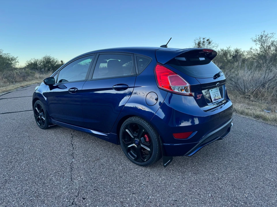 2016 Ford Fiesta - Image 7 of 31