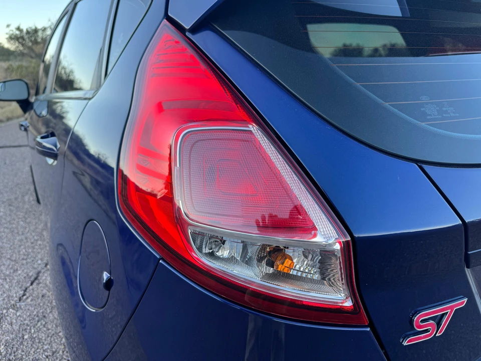 2016 Ford Fiesta - Image 18 of 31