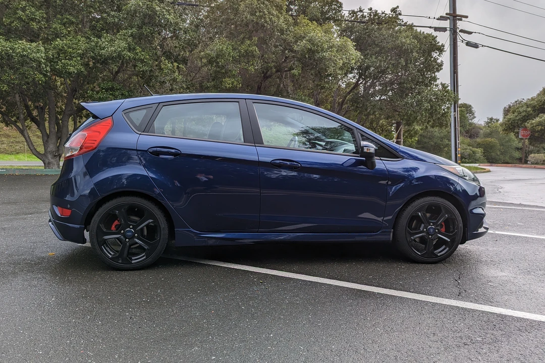 2016 Ford Fiesta - Image 13 of 31