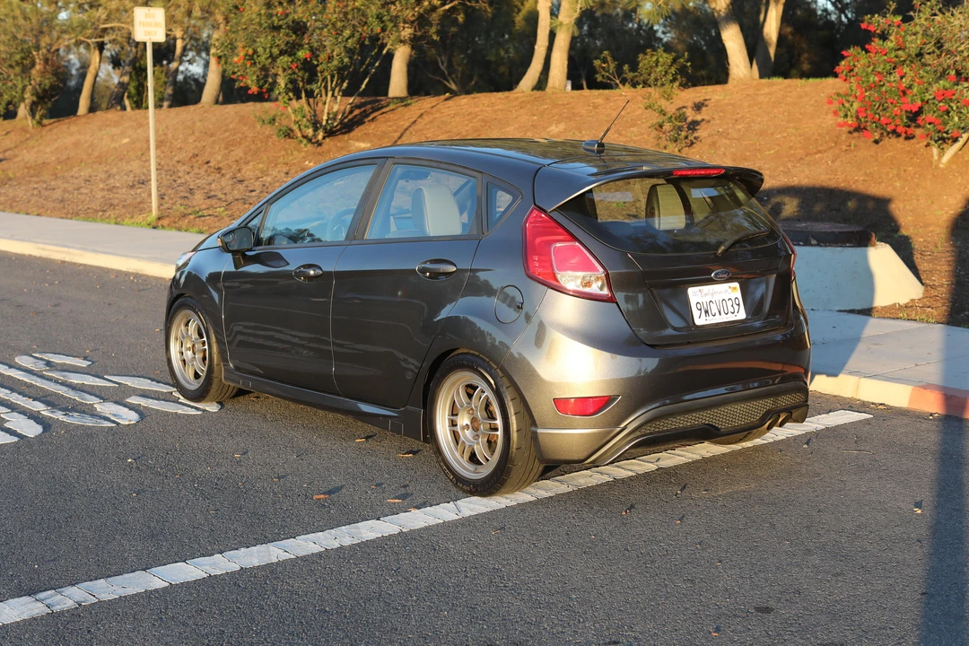 2016 Ford Fiesta - Image 14 of 31