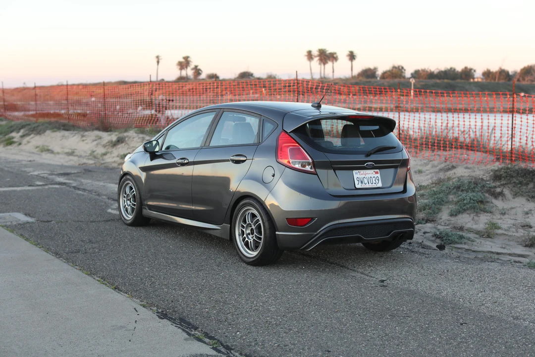 2016 Ford Fiesta - Image 13 of 31