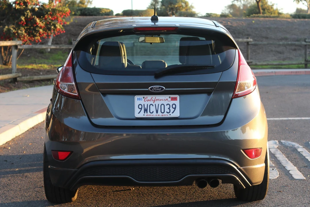 2016 Ford Fiesta - Image 5 of 31