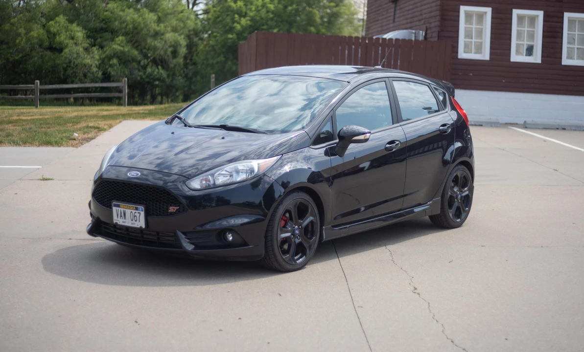 2016 Ford Fiesta - Image 9 of 31