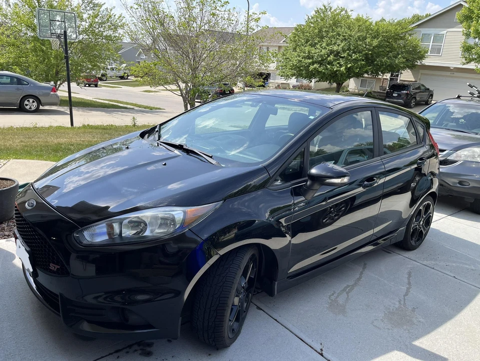 2016 Ford Fiesta - Image 10 of 31