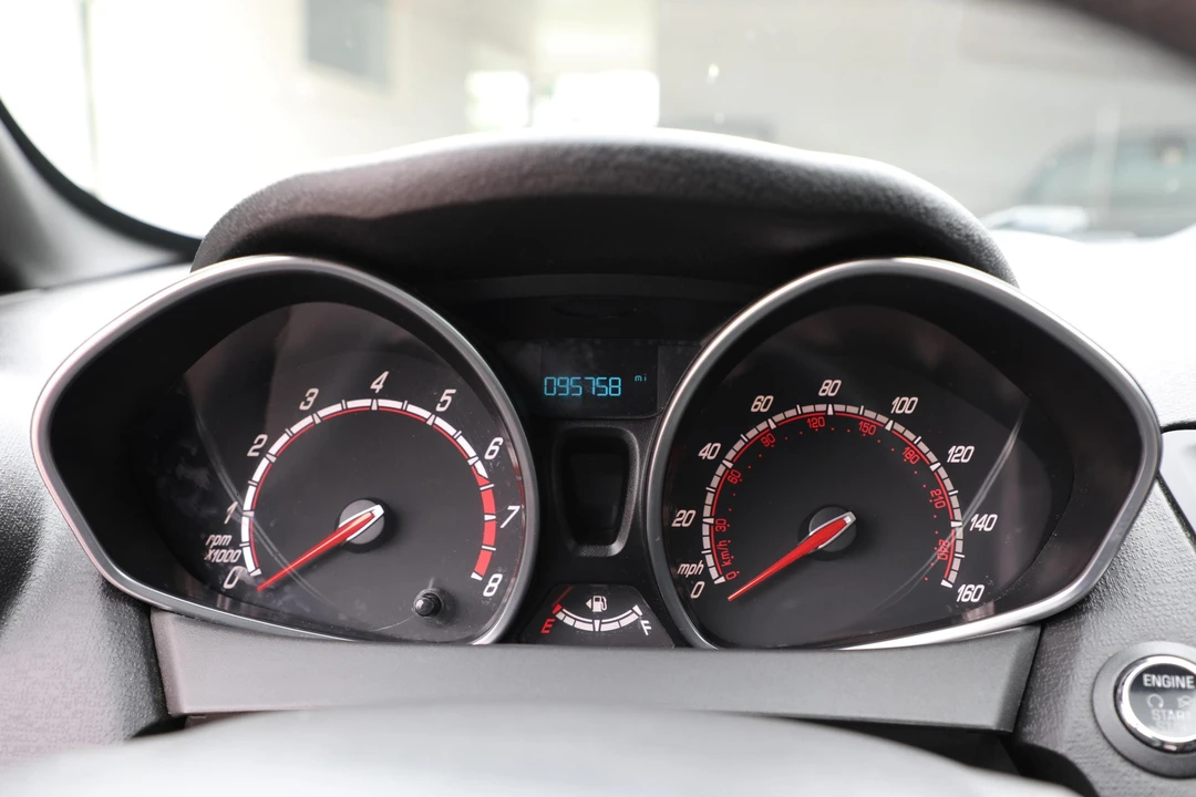 2016 Ford Fiesta - Image 22 of 31