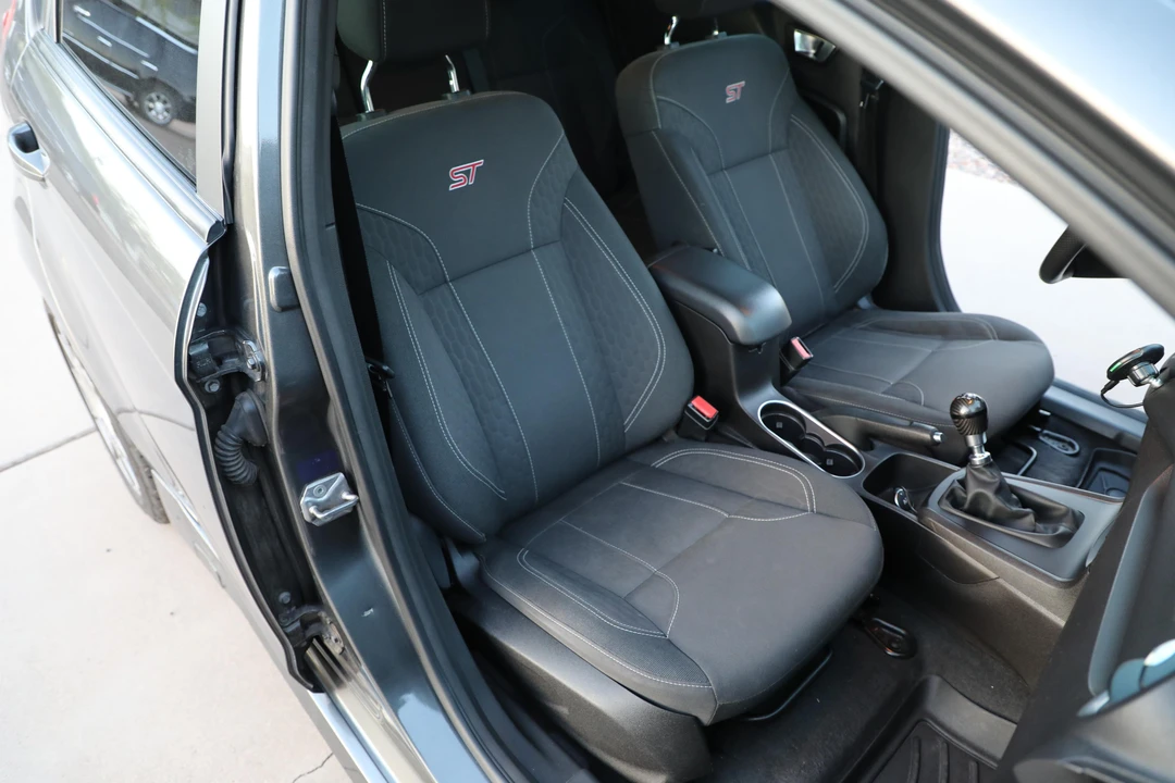2016 Ford Fiesta - Image 25 of 31