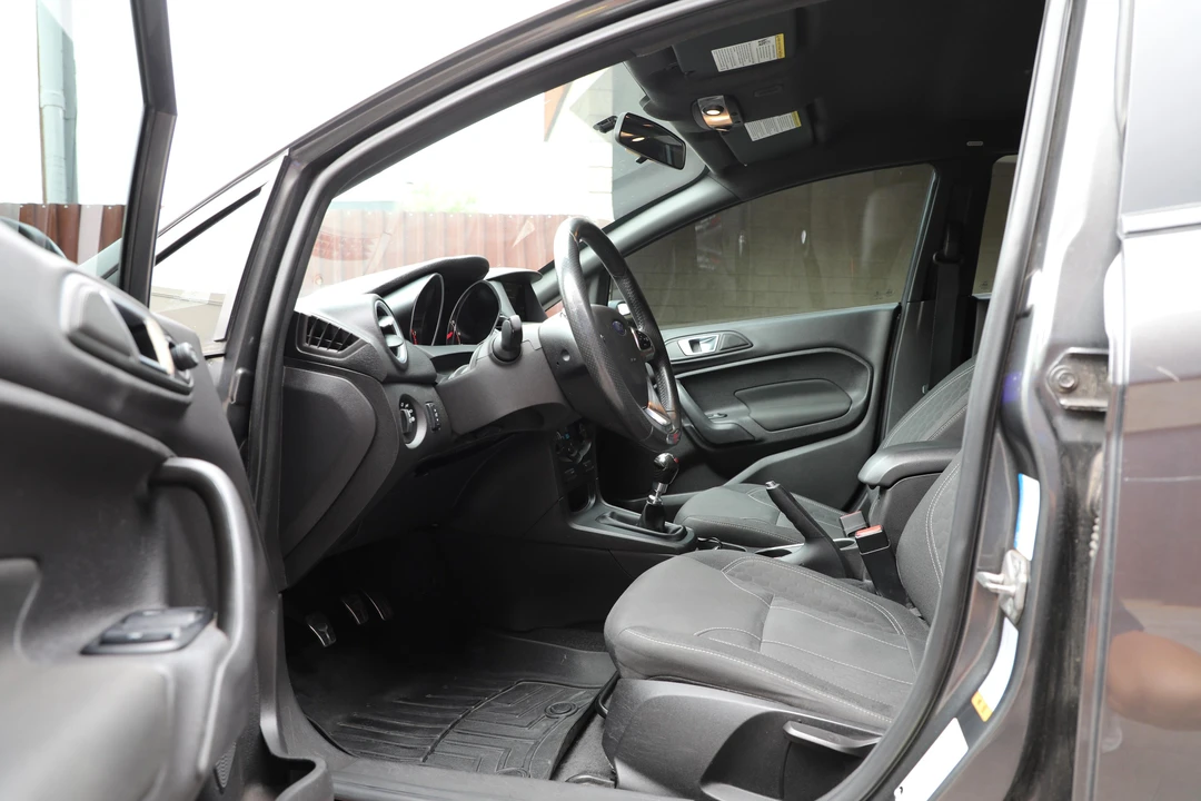 2016 Ford Fiesta - Image 30 of 31