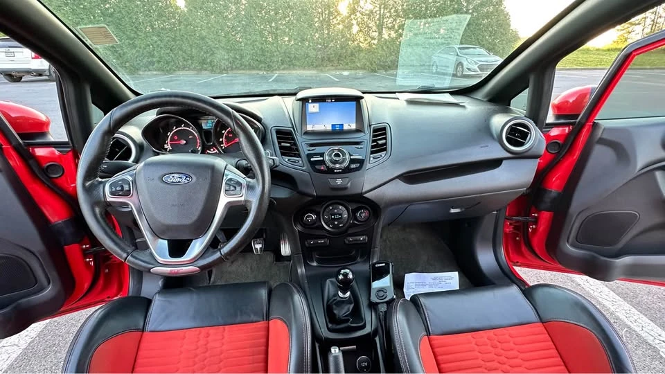 2016 Ford Fiesta - Image 11 of 21