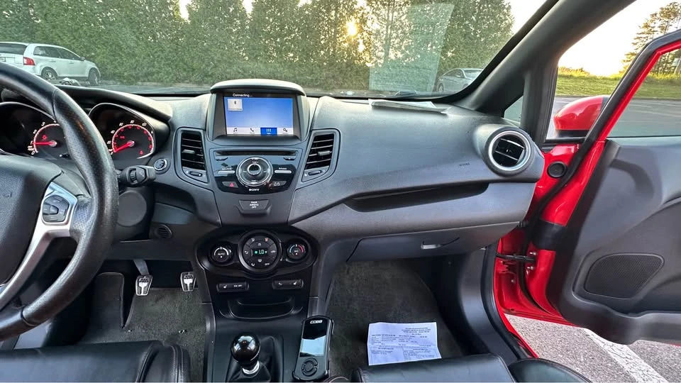 2016 Ford Fiesta - Image 13 of 21