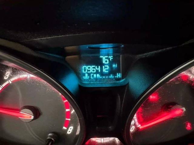 2016 Ford Fiesta - Image 15 of 21