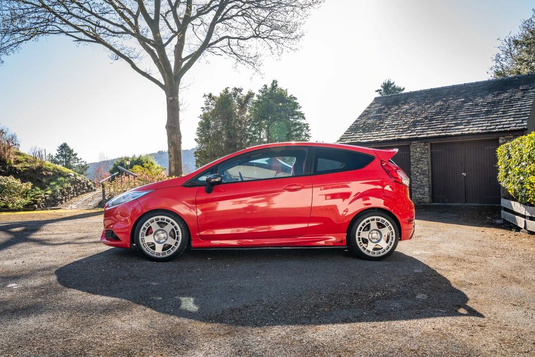 2016 Ford Fiesta - Image 11 of 31