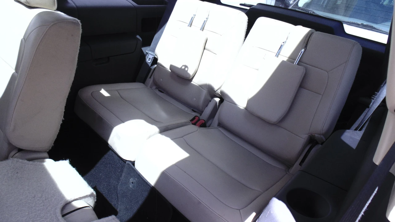 2016 Ford Flex - Image 11 of 15