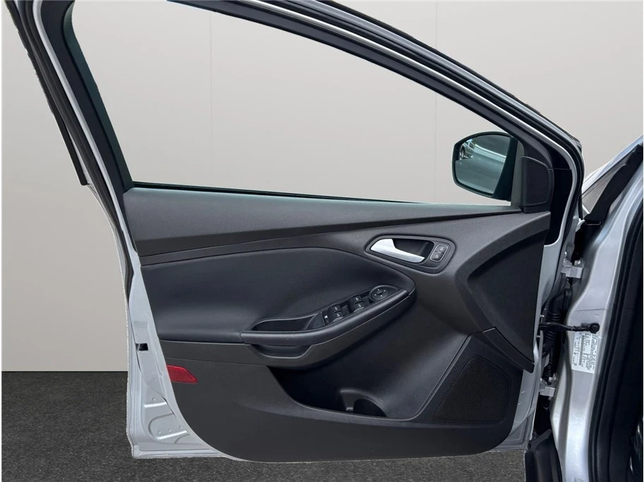 2016 Ford Focus 3rd Gen - Image 15 of 21