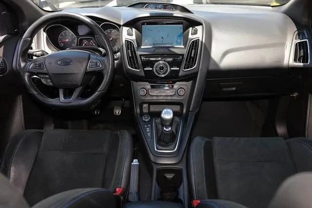 2016 Ford Focus RS 3rd Gen - Image 2 of 19
