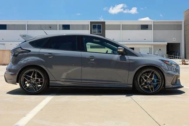 2016 Ford Focus RS 3rd Gen - Image 11 of 19