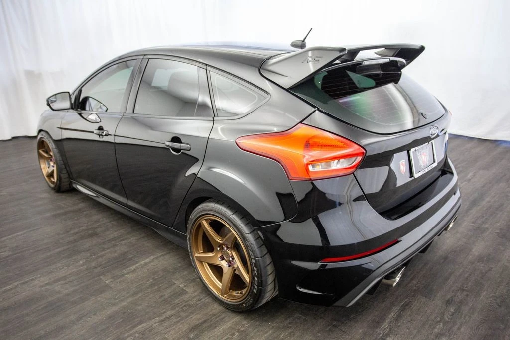 2016 Ford Focus RS 3rd Gen - Image 11 of 12