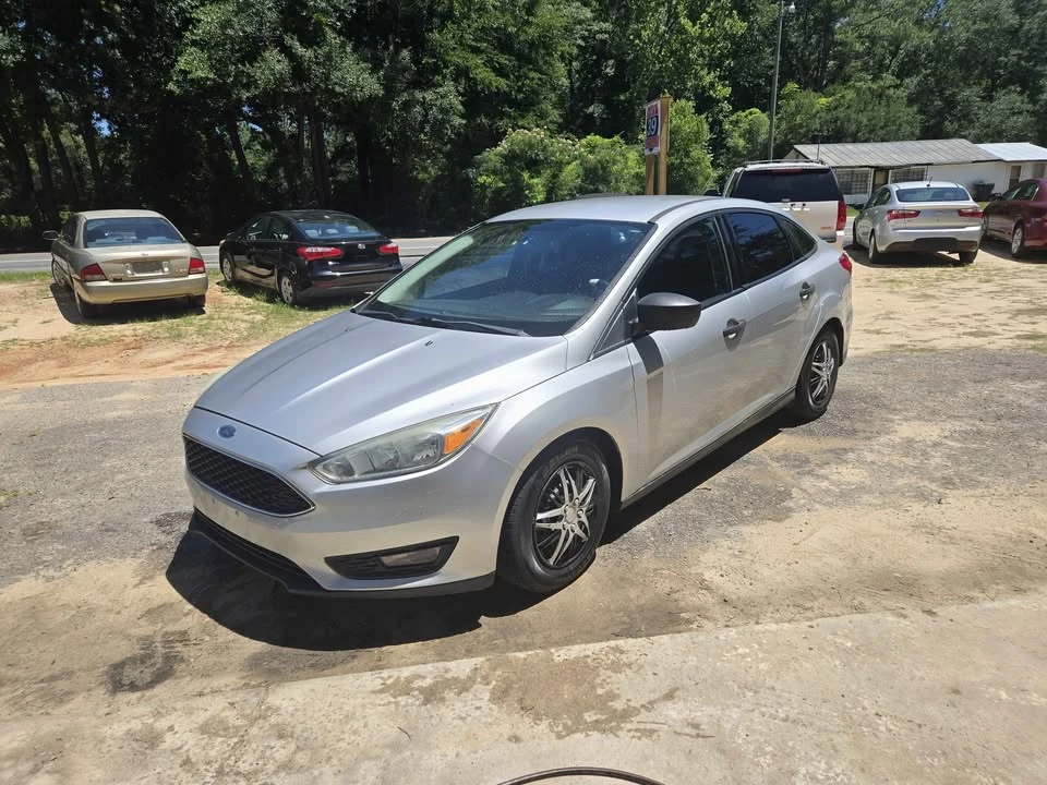 2016 Ford Focus 2nd Gen - Image 2 of 9