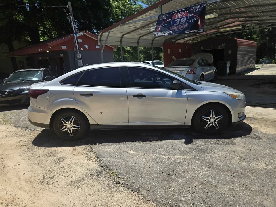 2016 Ford Focus 2nd Gen - Image 6 of 9