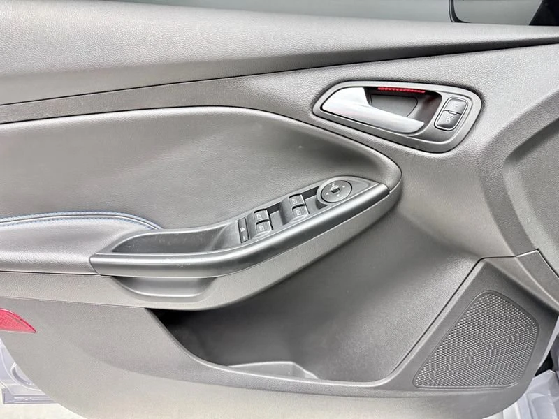 2016 Ford Focus RS 3rd Gen - Image 15 of 18