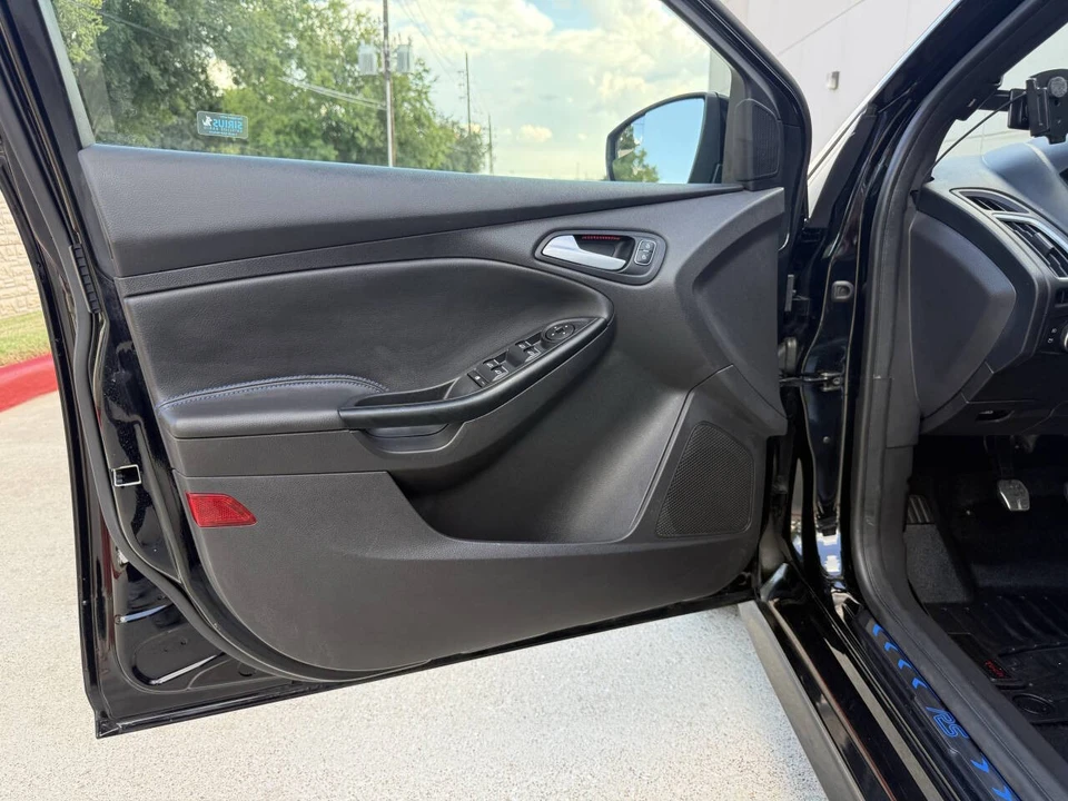 2016 Ford Focus RS 3rd Gen - Image 9 of 12