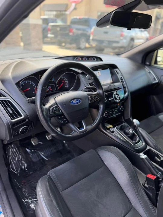 2016 Ford Focus RS 3rd Gen - Image 5 of 17