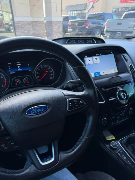 2016 Ford Focus RS 3rd Gen - Image 12 of 17