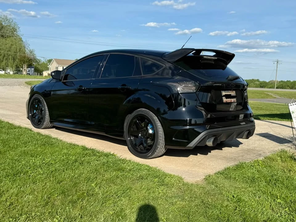 2016 Ford Focus RS 3rd Gen - Image 2 of 9