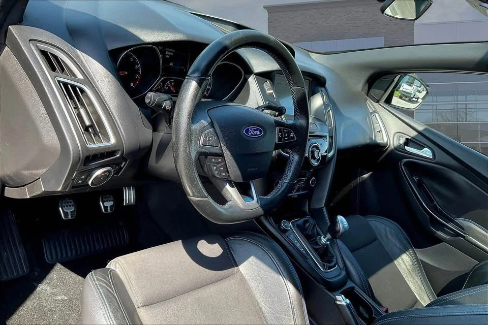 2016 Ford Focus RS 3rd Gen - Image 19 of 20