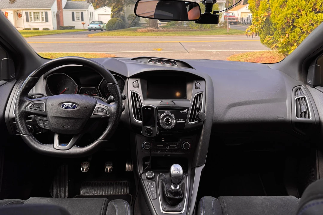 2016 Ford Focus RS 3rd Gen - Image 27 of 31