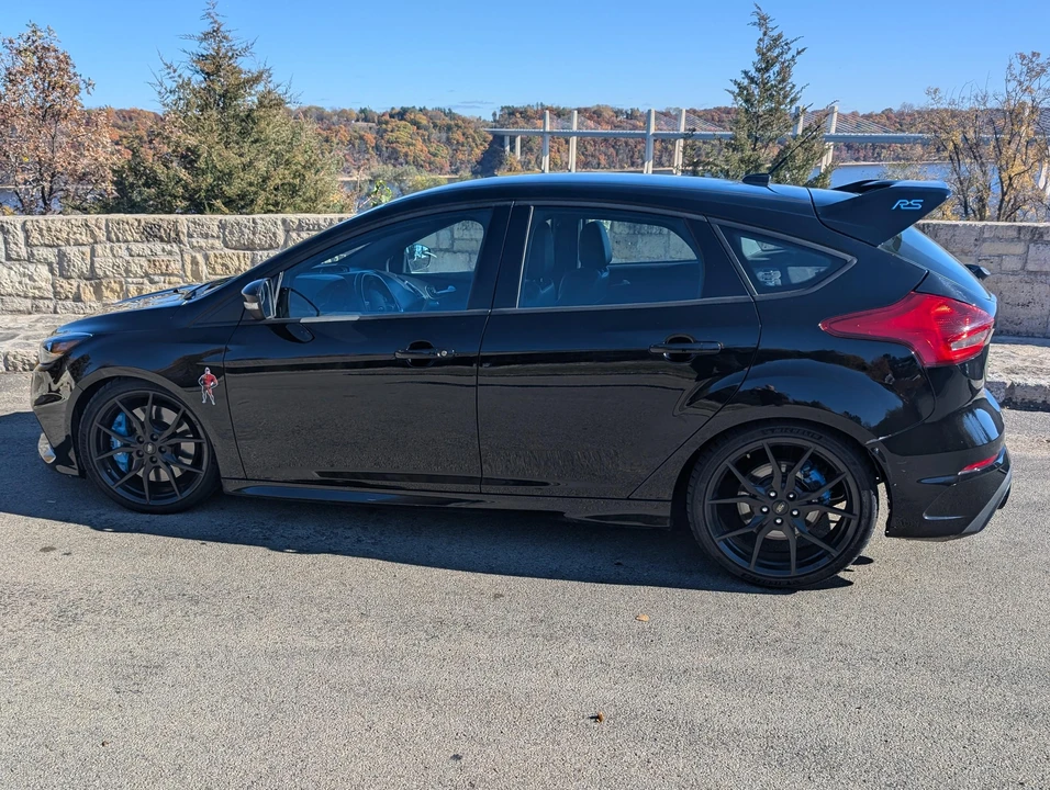 2016 Ford Focus RS 3rd Gen - Image 9 of 31