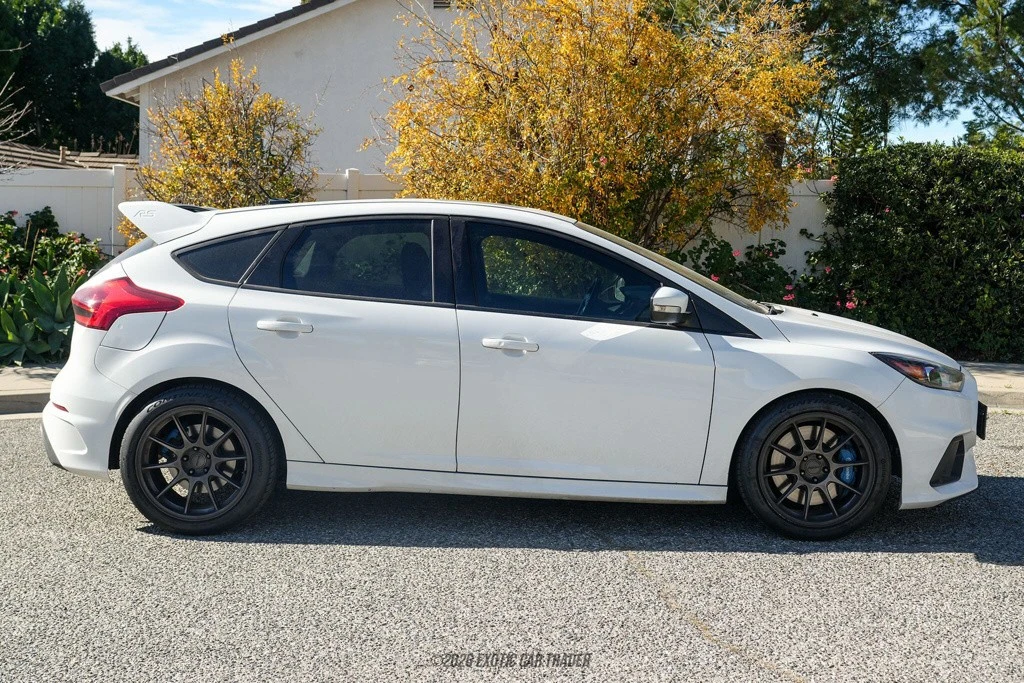 2016 Ford Focus RS 3rd Gen - Image 9 of 12