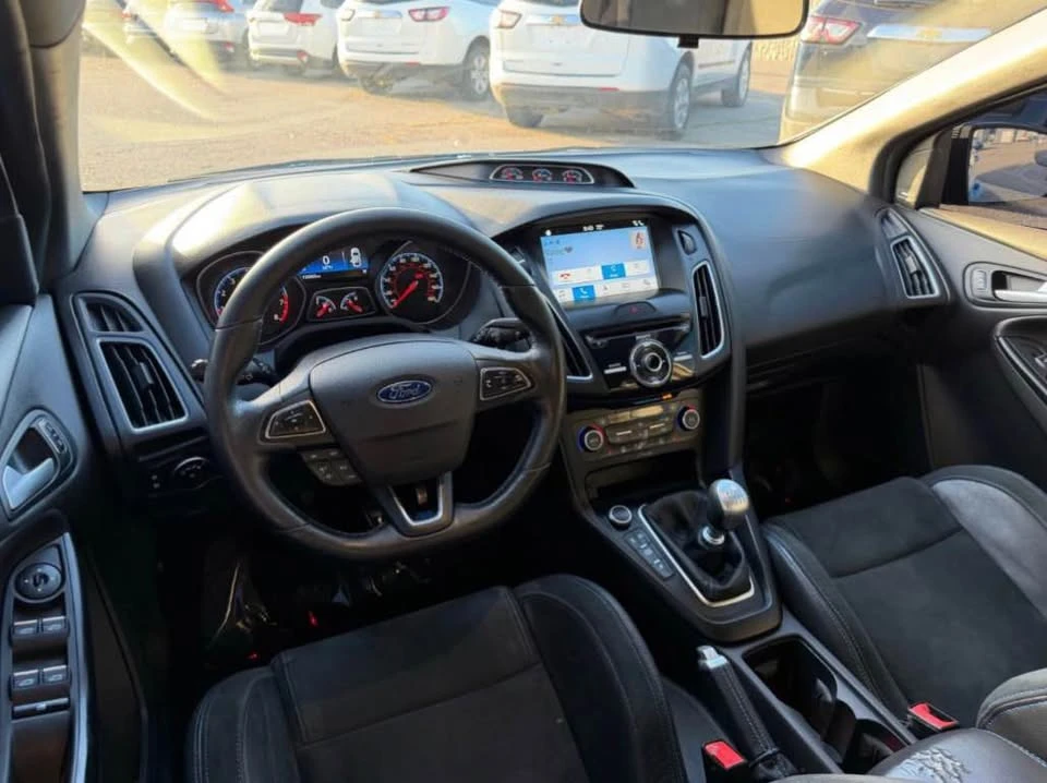 2016 Ford Focus RS 3rd Gen - Image 9 of 14