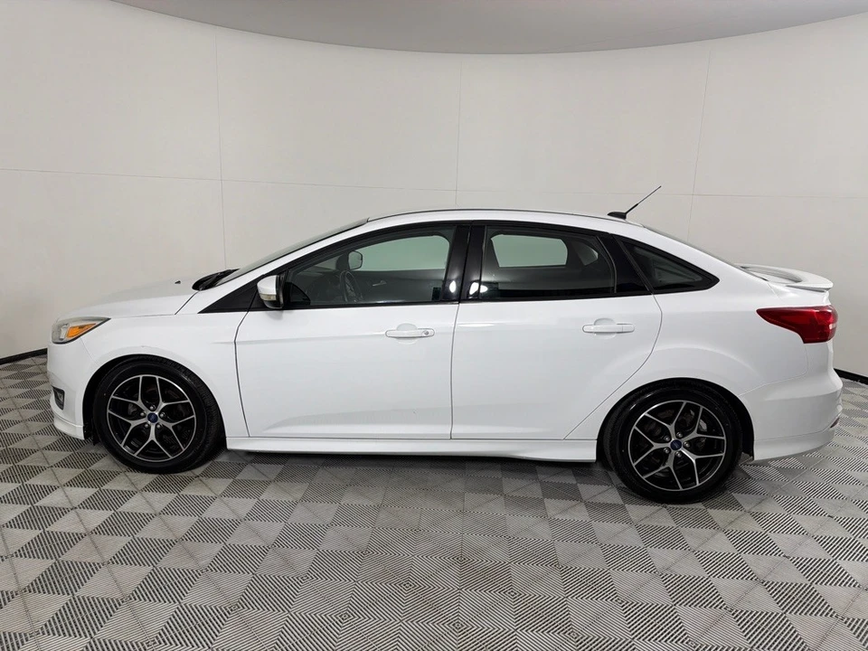 2016 Ford Focus 3rd Gen - Image 9 of 21