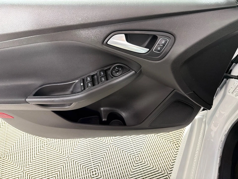 2016 Ford Focus 3rd Gen - Image 10 of 21