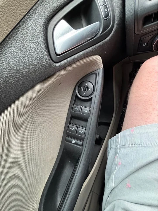 2016 Ford Focus 3rd Gen - Image 7 of 9