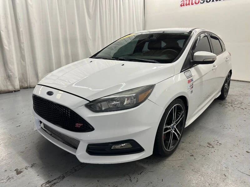 2016 Ford Focus ST 3rd Gen - Image 2 of 10