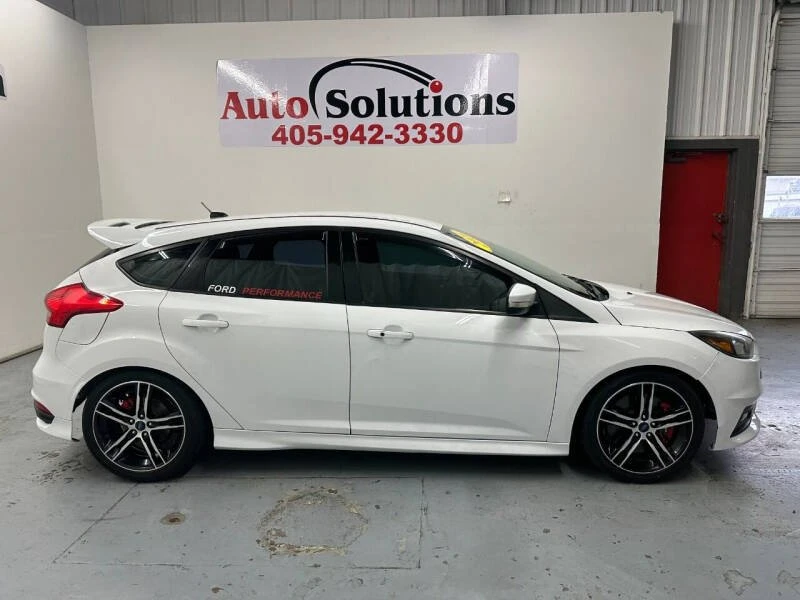 2016 Ford Focus ST 3rd Gen - Image 5 of 10
