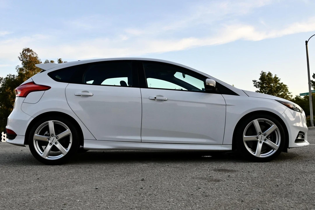 2016 Ford Focus 3rd Gen - Image 3 of 31