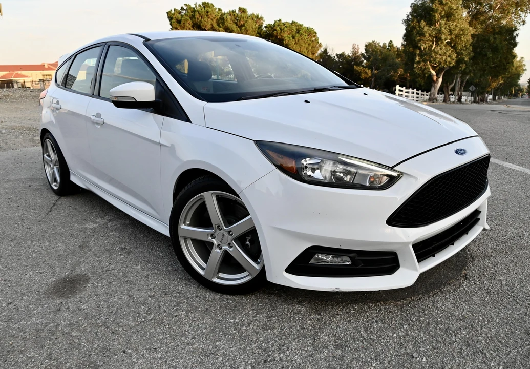 2016 Ford Focus 3rd Gen - Image 29 of 31