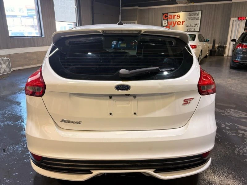 2016 Ford Focus ST 3rd Gen - Image 5 of 12