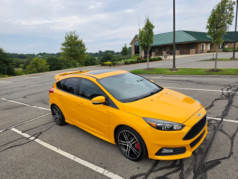 2016 Ford Focus ST 3rd Gen - Image 16 of 31